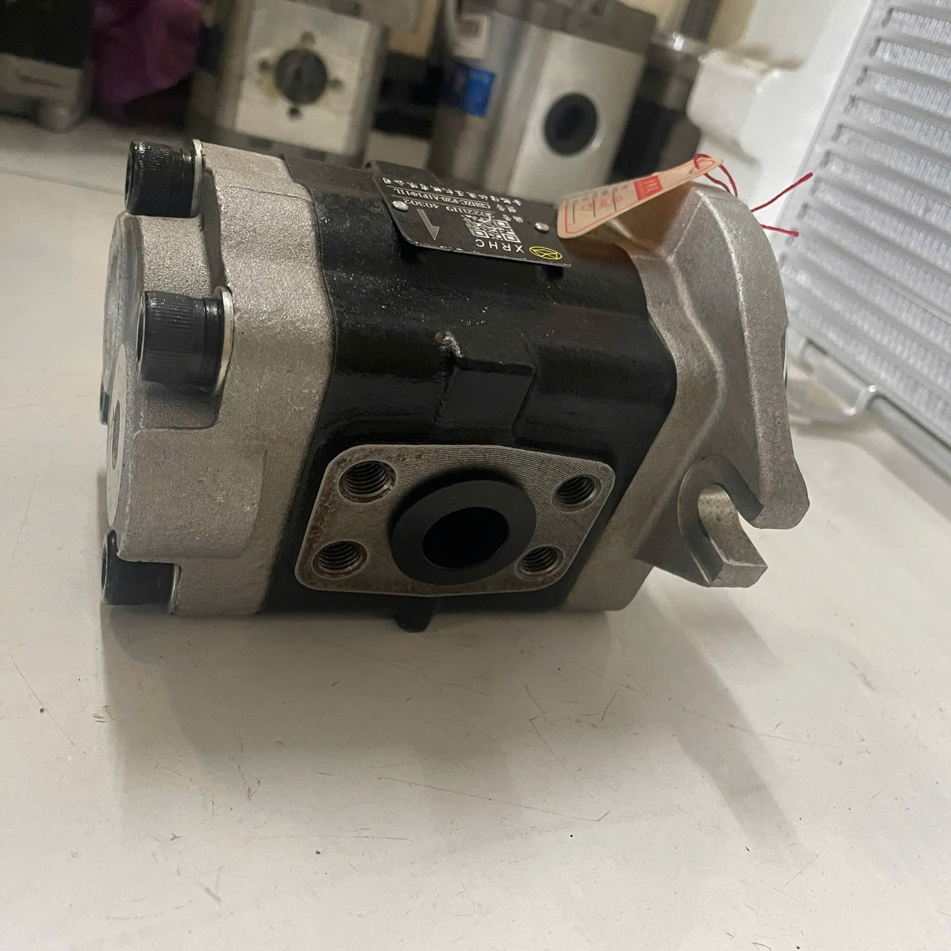 Bơm thủy lực xe nâng điện 2.0 tấn đến 3.0 tấn - 2