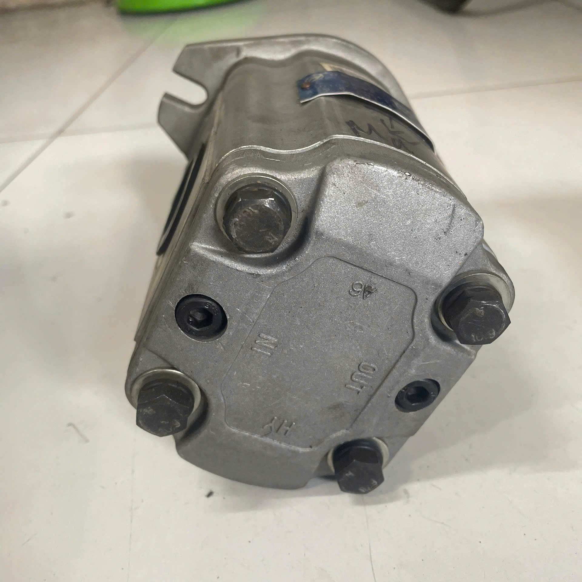 Bơm thủy lực xe nâng 3 tấn - 3